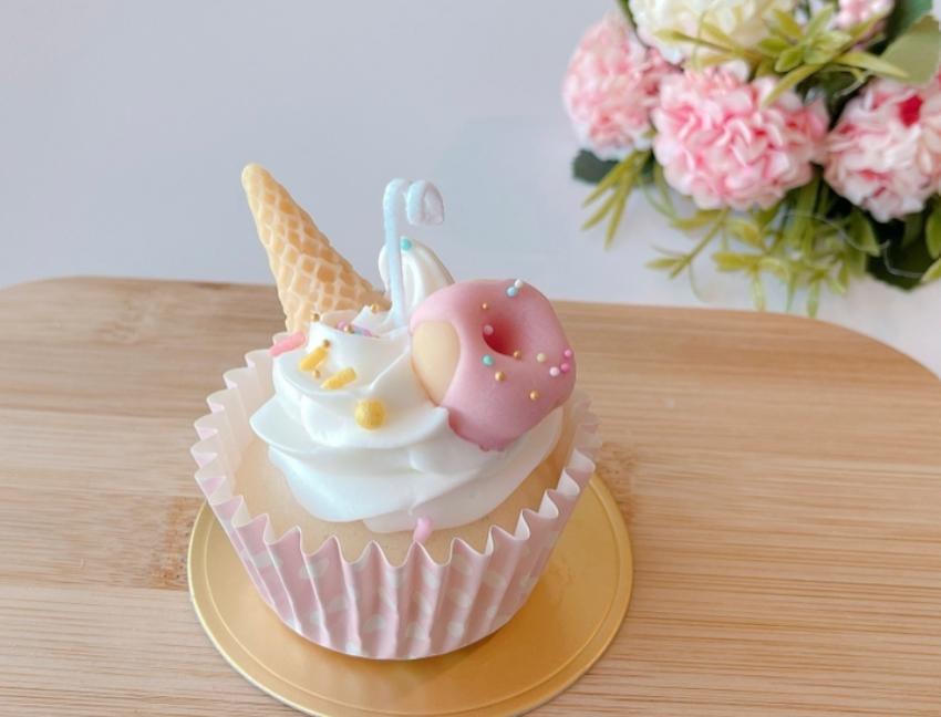 Cupcake Soy Wax Scented Candle - SP BOUTIQUE