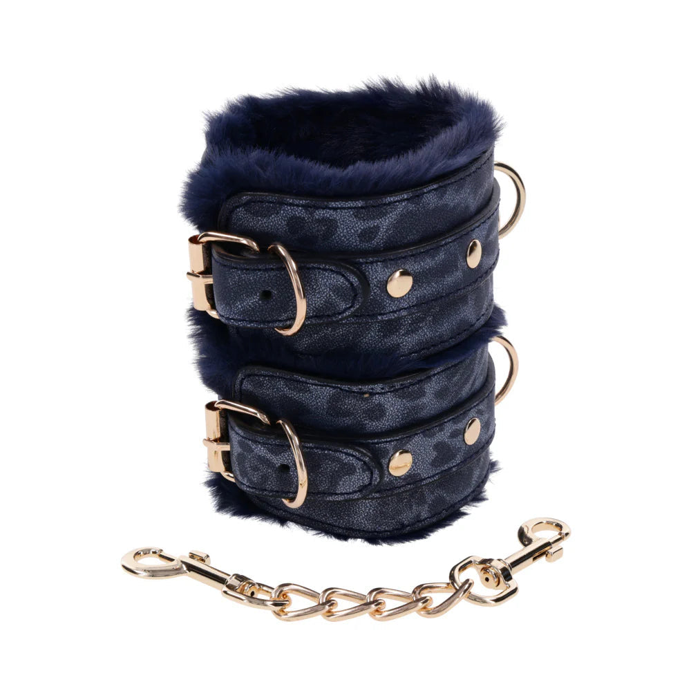 Sportsheets Sex &amp; Mischief Cougar Fur Handcuffs SPORTSHEETS