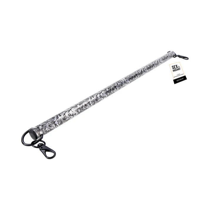 Sportsheets Sex &amp; Mischief Lace Spreader Bar SPORTSHEETS